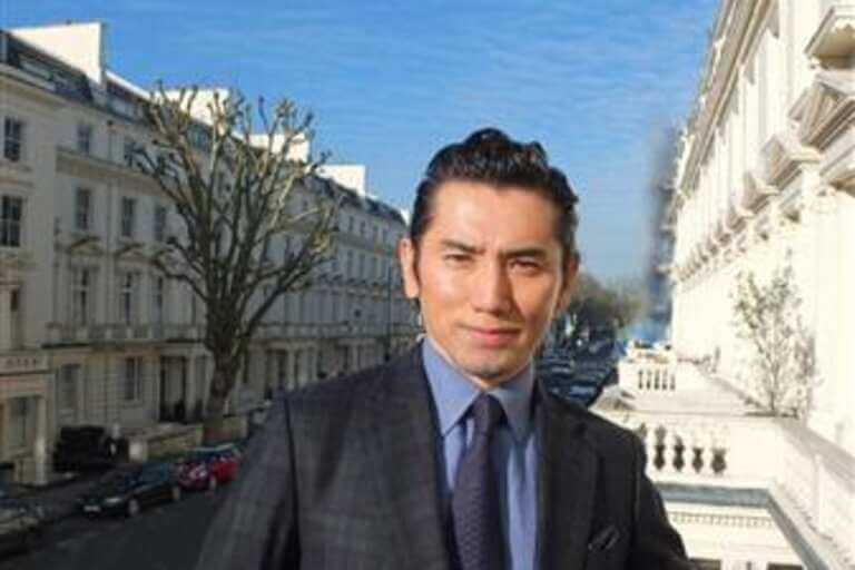 本木雅弘ロンドン